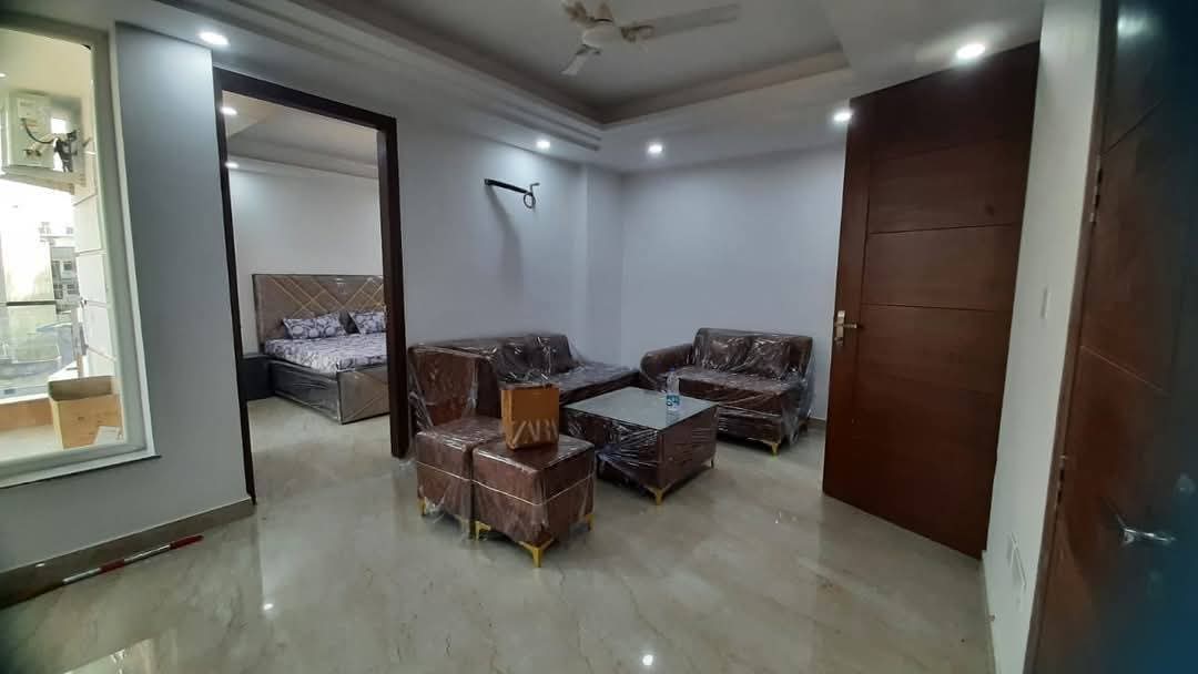 3 BHK Builder Floor For Rent in Saket