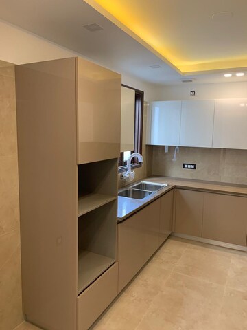 Kitchen in 3 BHK Builder Floor at Ansal Sushant Shopping Arcade, Sector 27 – for Rent