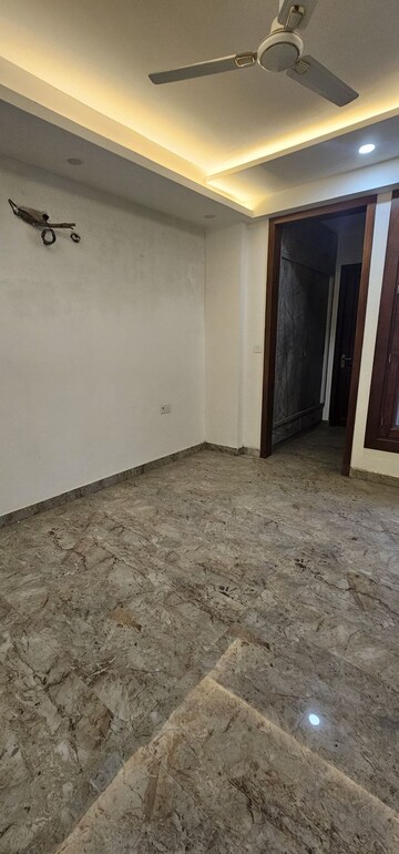 Room in 2 BHK Apartment at Pink and Blue Dhruv Apartment, Sector 46 – for Sale
