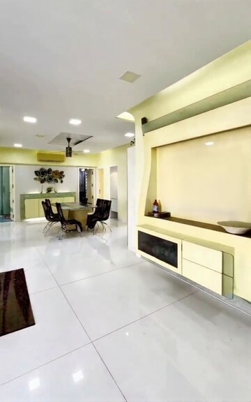 4 BHK Apartment For Sale in Matunga East