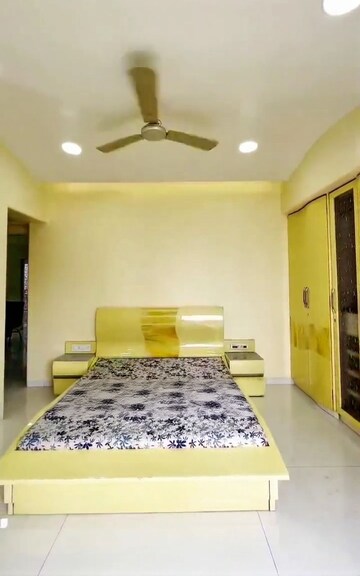 Bedroom in 4 BHK Apartment at Matunga East – for Sale