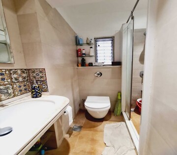 Bathroom in 1 BHK Apartment at Matunga East – for Rent