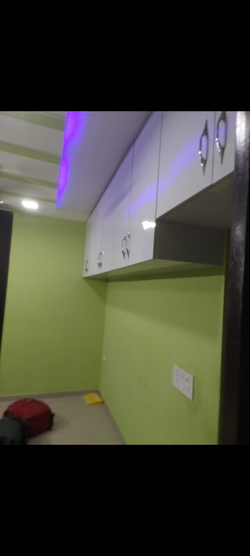 Room in 2 BHK Apartment at ROF Aalayas, Sector 102 – for Rent