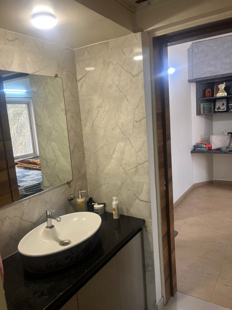 Bathroom, ssd-sai-marigold 2 Bedroom 1050 Sq.Ft. Apartment In Pimple Saudagar Pune 9157263