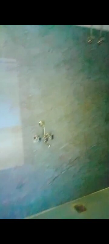 Bathroom in 3 BHK Builder Floor at New Palam Vihar Phase 3 – for Rent
