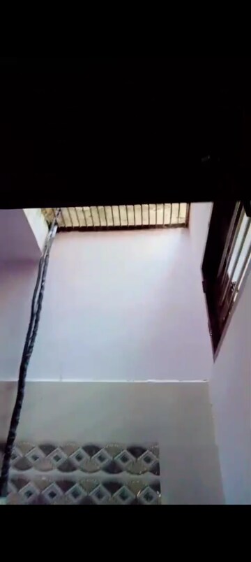 Furnished Amenities in 3 BHK Builder Floor at New Palam Vihar Phase 3 – for Rent