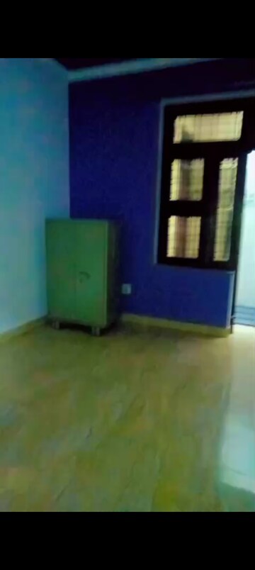 Room in 3 BHK Builder Floor at New Palam Vihar Phase 3 – for Rent