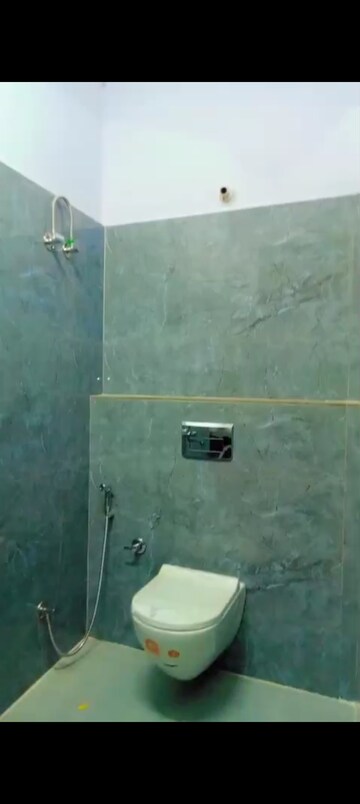 Furnished Amenities in 3 BHK Builder Floor at New Palam Vihar Phase 3 – for Rent