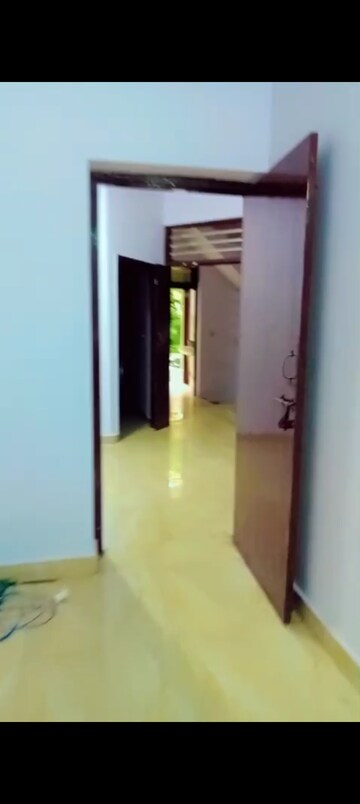 Building Lobby in 3 BHK Builder Floor at New Palam Vihar Phase 3 – for Rent