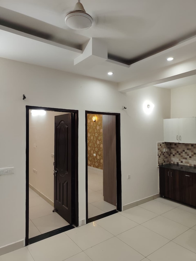 Room, dhakoli 2 Bedroom 900 Sq.Ft. Builder Floor In Dhakoli Zirakpur 9157349
