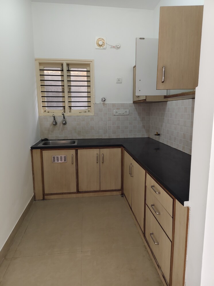 Kitchen, halasuru 2 Bedroom 1000 Sq.Ft. Apartment In Halasuru Bangalore 9157378