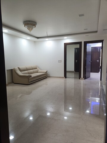 3 BHK Builder Floor For Rent in Anand Vihar