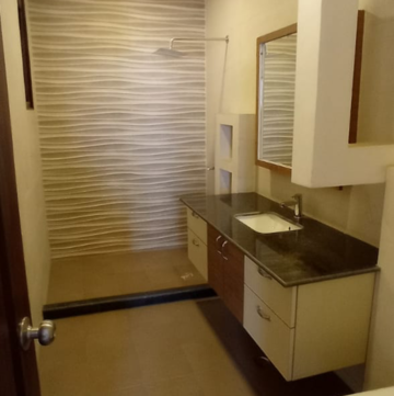 Team Area in 3 BHK Builder Floor at Eros Rosewood City, Rosewood City – for Rent