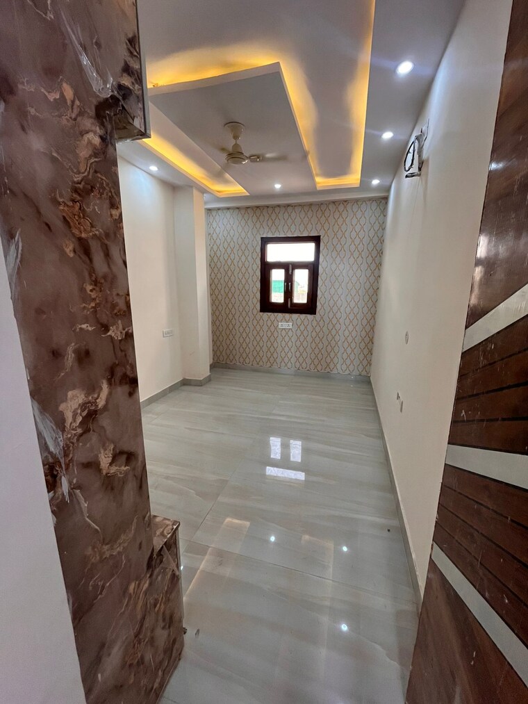 Room, dwarka mor 2 Bedroom 800 Sq.Ft. Builder Floor In Dwarka Mor Delhi 9157455