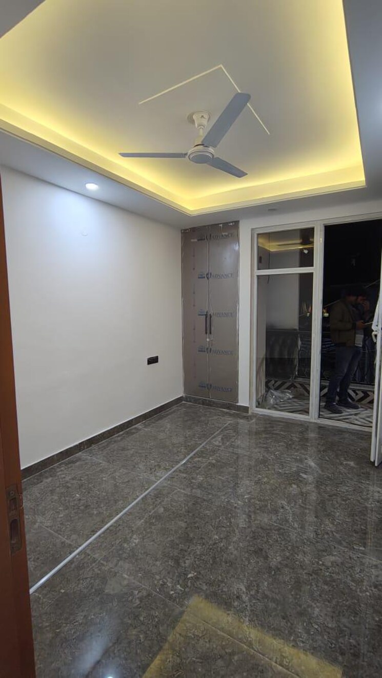 Room, malviya nagar 3 Bedroom 2700 Sq.Ft. Builder Floor In Malviya Nagar Delhi 9157461