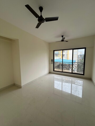 1 BHK Apartment For Rent in Nalanda Chamber, Naupada