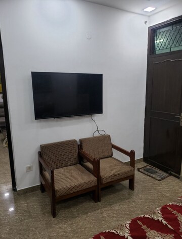 Bedroom in 2 BHK Apartment at Sahridaya Apartments, Paschim Vihar – for Rent