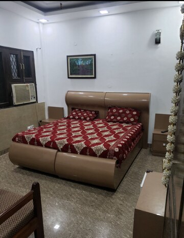 Bedroom in 2 BHK Apartment at Sahridaya Apartments, Paschim Vihar – for Rent