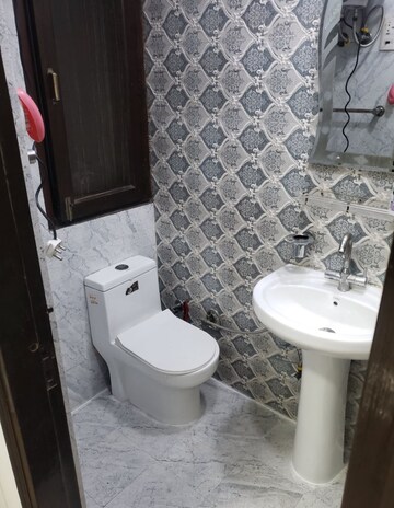 Bathroom in 2 BHK Apartment at Sahridaya Apartments, Paschim Vihar – for Rent