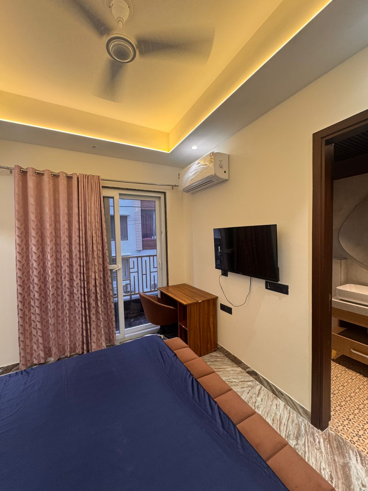 1 BHK Builder Floor For Rent in Settlers India