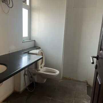 Attached Bathroom in 3 BHK Apartment at Unitech Escape, Rosewood City – for Rent