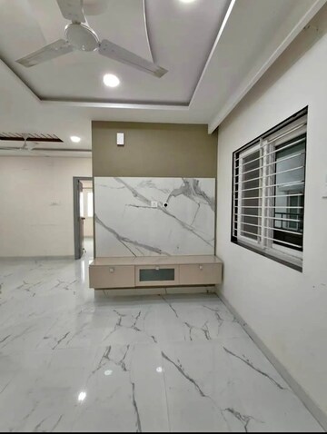 Room in 2 BHK Apartment at Pacifica Hill Crest, Gachibowli – for Rent