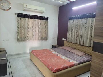 Bedroom in 3 BHK Villa at Sola – for Rent