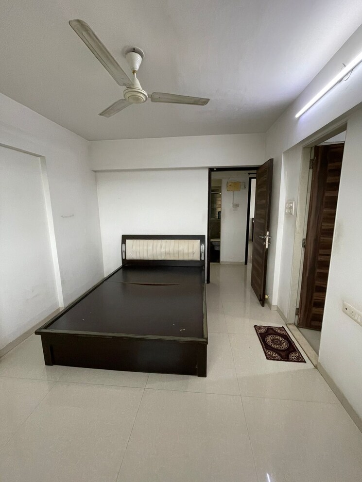 undefined, tilak-nagar-building 3 Bedroom 1110 Sq.Ft. Apartment In Tilak Nagar Mumbai 9157487