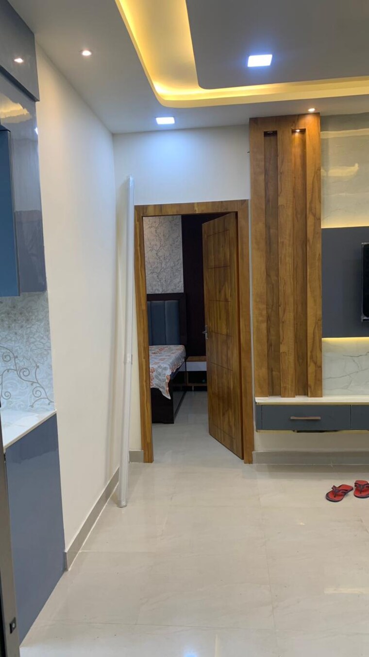 Room, suncity-avenue-76 2 Bedroom 582 Sq.Ft. Apartment In Sector 76 Gurgaon 9157493