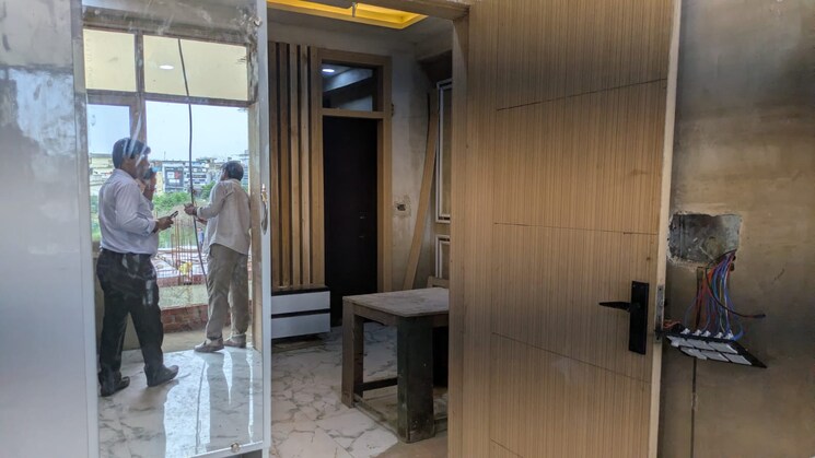 Other, sector 104 2 Bedroom 950 Sq.Ft. Builder Floor In Sector 104 Noida 9157519