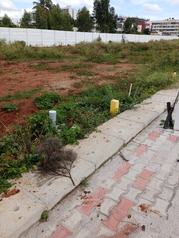  Plot For Sale in Byrathi