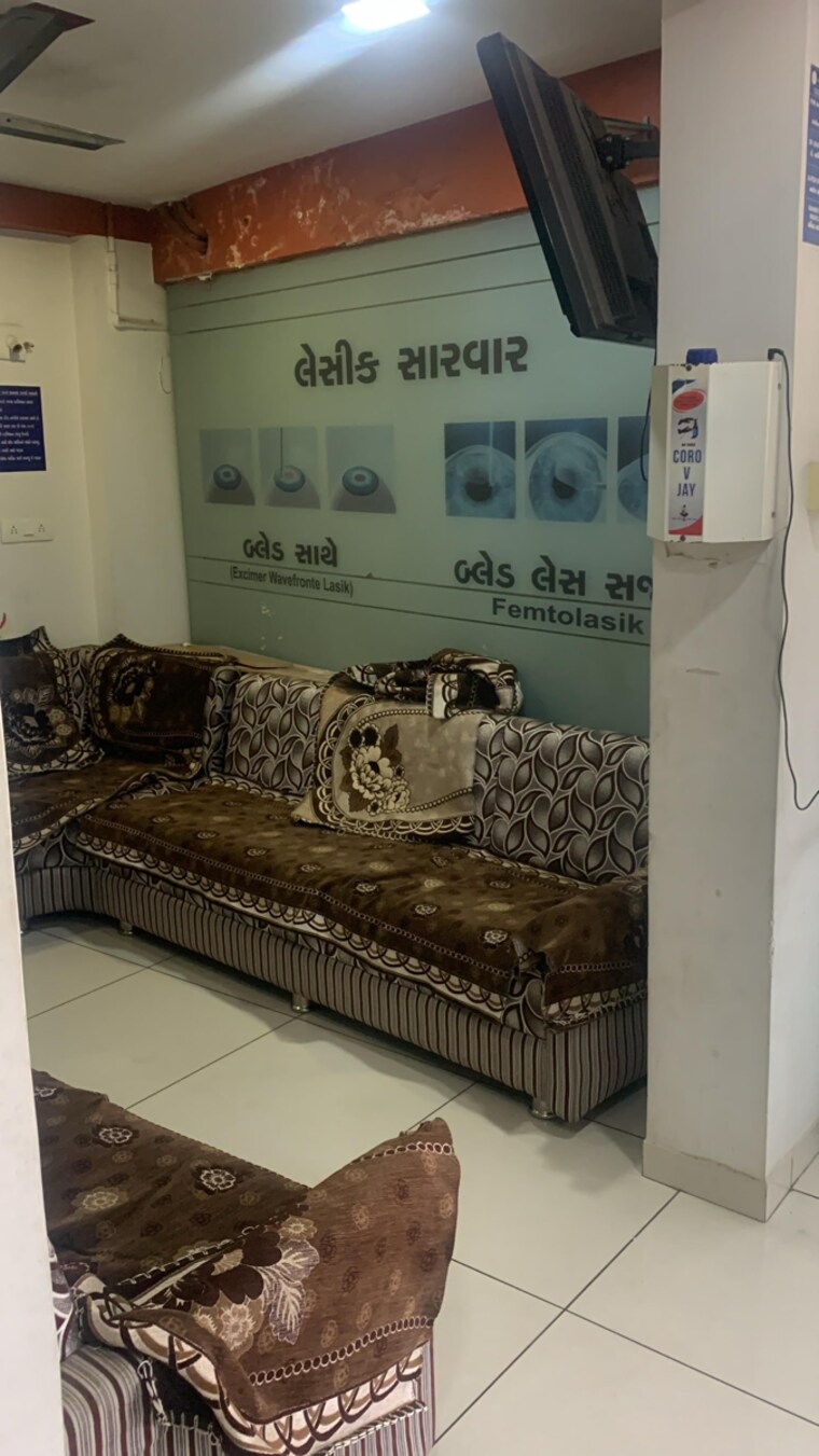 Bedroom, ghatlodia Commercial Showroom 1350 Sq.Ft. In Ghatlodia Ahmedabad 9157587
