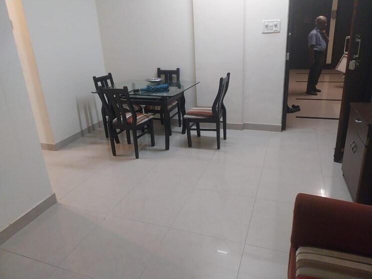 Gym, lake-florence 1 Bedroom 625 Sq.Ft. Apartment In Powai Mumbai 9157570