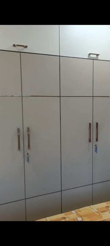 Furnished Amenities in 1 BHK Apartment at Surana Regency, Worli – for Rent