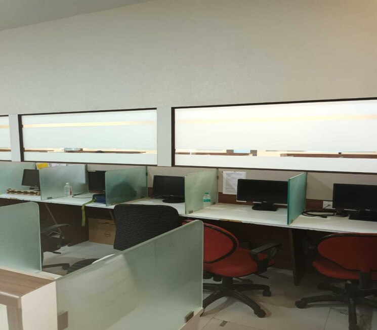 Team Area, dadar east Commercial Office Space 5000 Sq.Ft. In Dadar East Mumbai 9157591