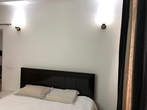 Room in 3 BHK Apartment at Jaypee Greens Star Court, Jaypee Greens – for Sale