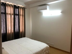Room in 3 BHK Apartment at Jaypee Greens Star Court, Jaypee Greens – for Sale