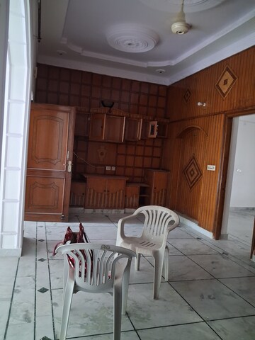 Kitchen in 3.5 BHK Independent House at Sector 28 – for Rent