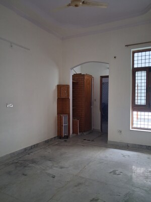 3.5 BHK Independent House For Rent in Sector 28
