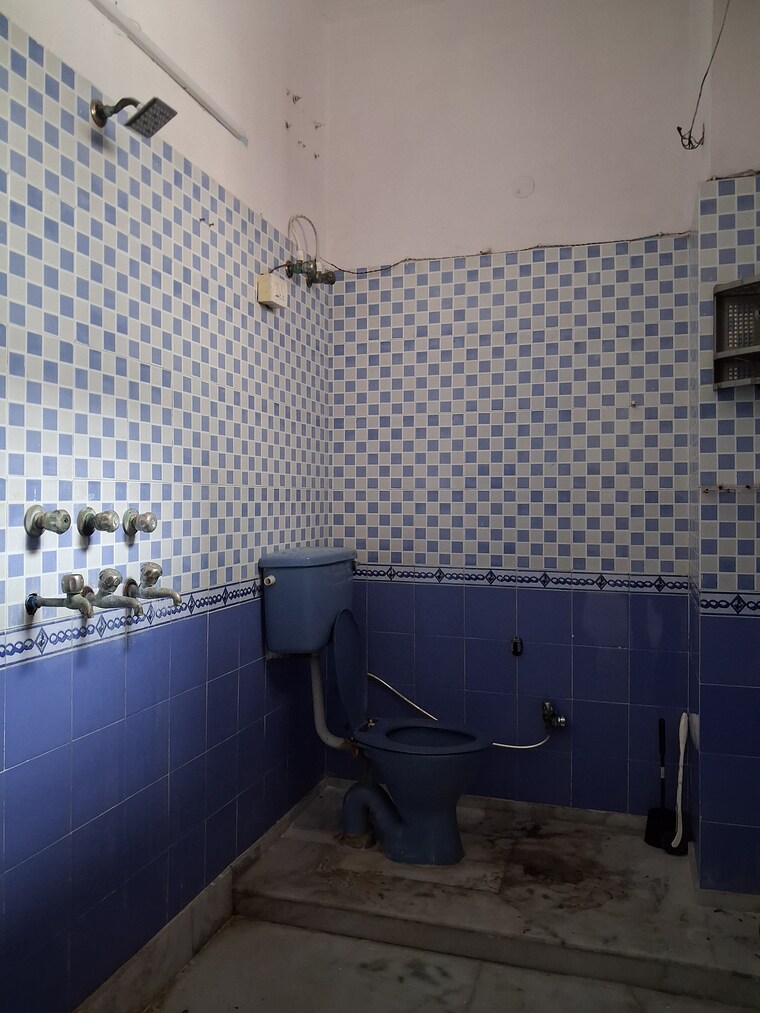 Master Bedroom, sector 28 3.5 Bedroom 2250 Sq.Ft. Independent House In Sector 28 Faridabad 9157705