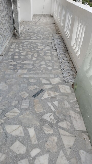 Balcony in 3 BHK Builder Floor at Green Fields Colony – for Sale