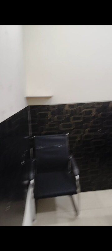 Furnished Amenities in  Office Space at Vardhman Star Shop Mall, Sector 19 – for Rent