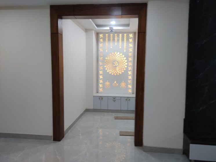 Other, parklands 4 Bedroom 350 Sq.Yd. Builder Floor In Sector 85 Faridabad 9157695