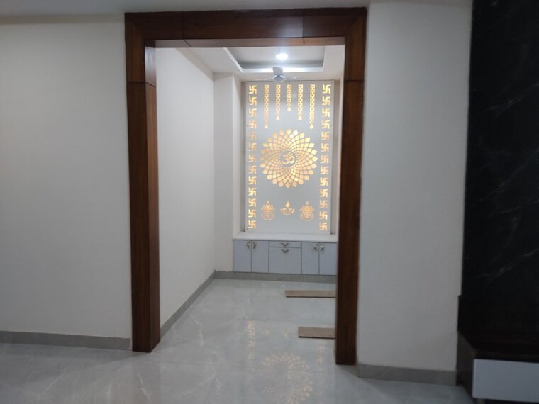 Other, parklands 4 Bedroom 350 Sq.Yd. Builder Floor In Sector 85 Faridabad 9157695
