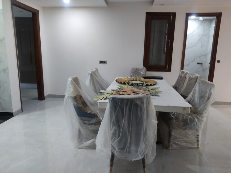 Dining area, parklands 4 Bedroom 350 Sq.Yd. Builder Floor In Sector 85 Faridabad 9157695