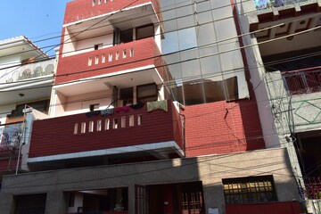  Pg – Exterior View View at Sector 15 - for Rent