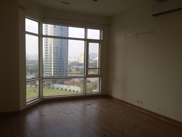 Room, jaypee-green-sea-court 3 Bedroom 3484 Sq.Ft. Apartment In Sector Swarn Nagri Greater Noida 9157770
