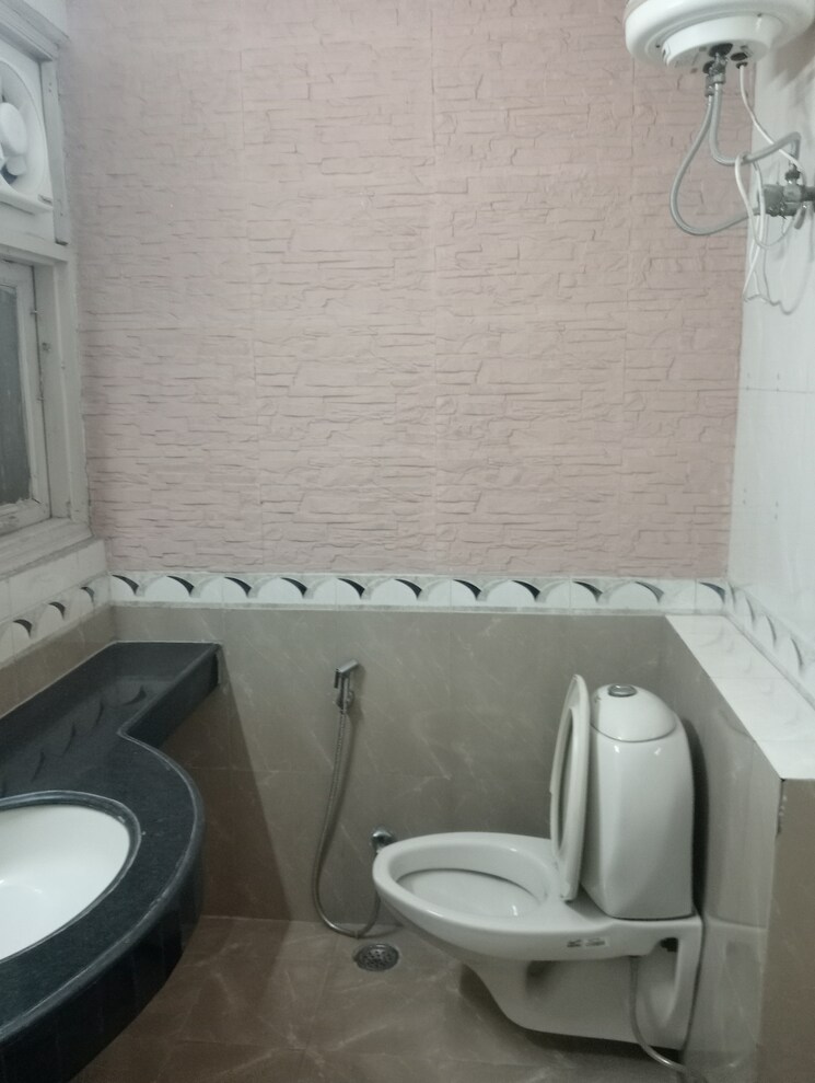 Bathroom, parsvnath-green-ville 2 Bedroom 1495 Sq.Ft. Apartment In Sector 48 Gurgaon 9157827