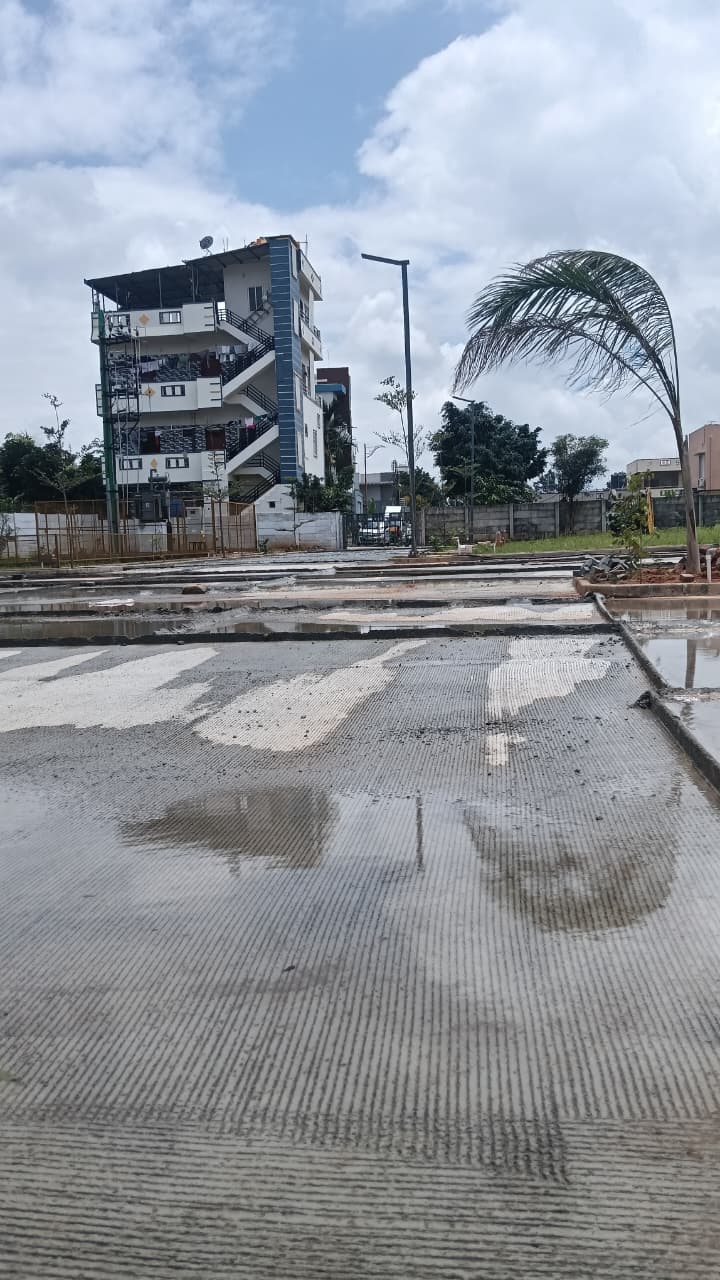 Plot For Sale in Naranayappa