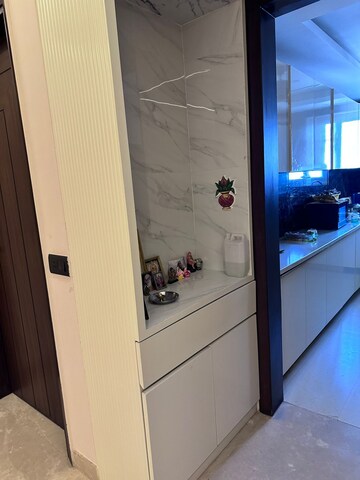 Kitchen in 3 BHK Builder Floor at DLF Atria, Dlf Phase ii – for Sale